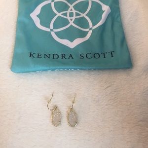 Kendra Scott earrings ✨